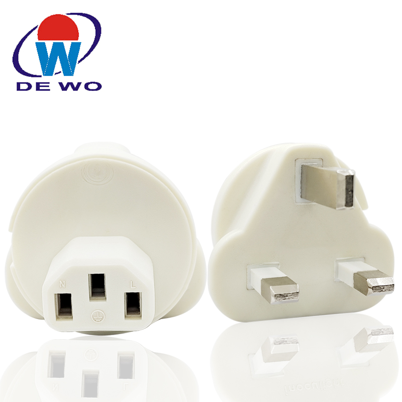 英標(biāo)品字尾轉(zhuǎn)換插頭 {英標(biāo)品字尾轉(zhuǎn)換插頭 width=