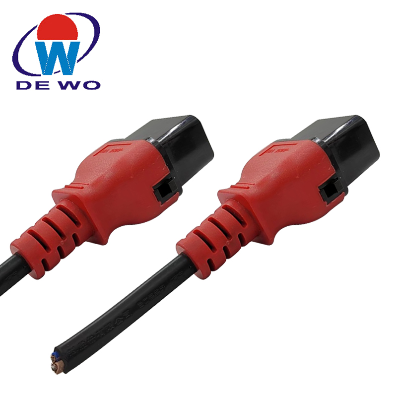 三芯電源線插頭 {三芯電源線插頭 width=